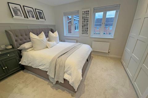 16 Innisfree Close, Wythall, Birmingham, B47 6EW