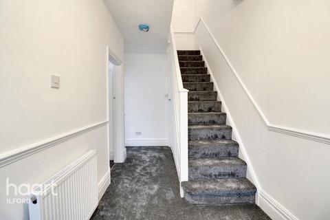 3 bedroom terraced house for sale, Dawlish Drive, Ilford