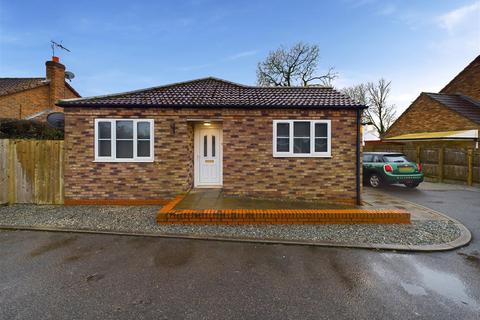 3 bedroom detached bungalow for sale, 11 Old Forge Way, Beeford, Driffield, YO25 8GA