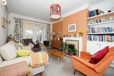 12 Stonecroft Road, Sheffield, S17 4DE