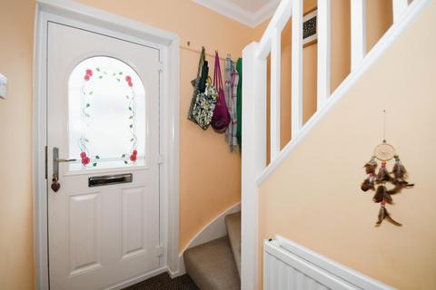 12 Stonecroft Road, Sheffield, S17 4DE