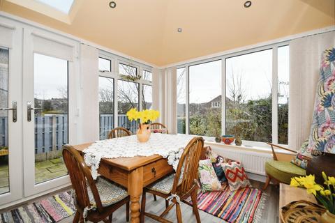 12 Stonecroft Road, Sheffield, S17 4DE