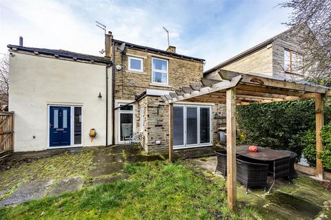 3 bedroom semi-detached house for sale, Bradford Road, Brighouse HD6