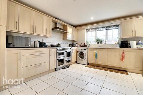 5 bedroom detached house for sale, Charlock Drive, Minster