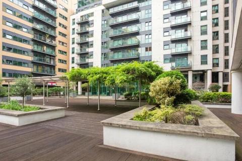 1 bedroom flat for sale, Millharbour, London E14