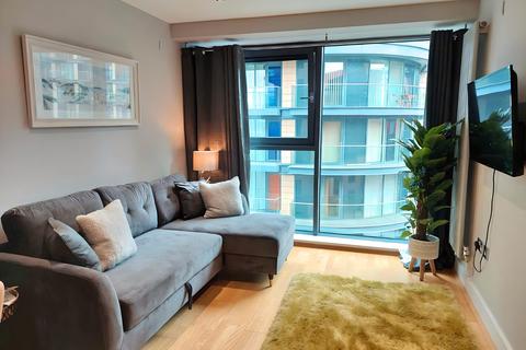 1 bedroom flat for sale, Millharbour, London E14