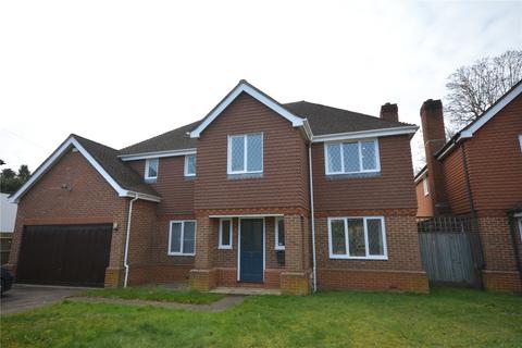 5 bedroom detached house to rent, Chestnut Place, Surrey KT17