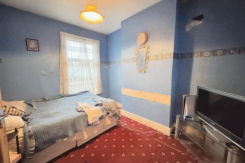 82 Buxton Road, London, E15 1QX