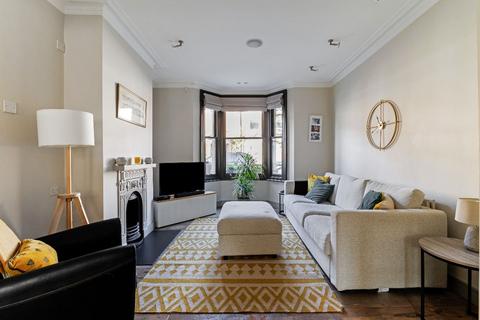 90 Haliburton Road, Twickenham, TW1 1PH