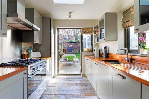 90 Haliburton Road, Twickenham, TW1 1PH