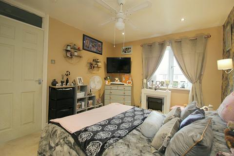 34 Churchfields, Bradford, BD2 3JN