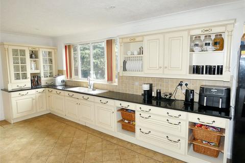 3 bedroom bungalow for sale, Park Road, Welton, Brough, East Riding of Yorkshi, HU15