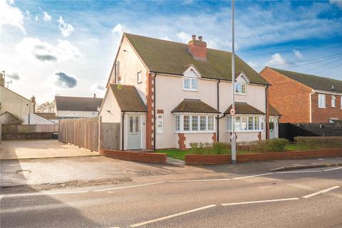 2 bedroom semi-detached house to rent, High Street, Colney Heath, St. Albans, Hertfordshire