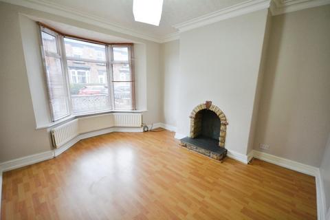 2 bedroom terraced house to rent, Salisbury Place, Bishop Auckland