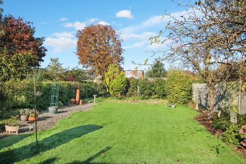 3 bedroom detached bungalow for sale, SCHOOL LANE, FETCHAM, KT22