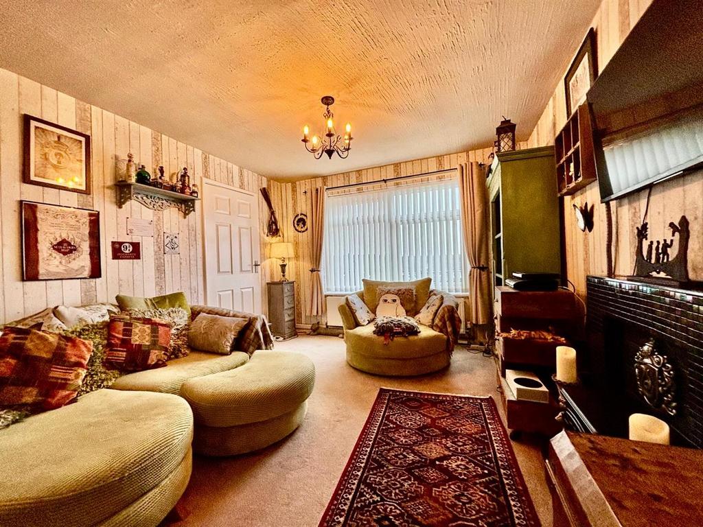 Living Room: