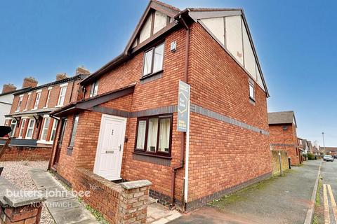 2 bedroom semi-detached house for sale, London Road, Northwich