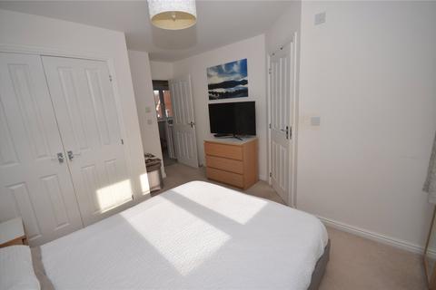 18 Barrow Close, Salisbury, SP2 8FJ