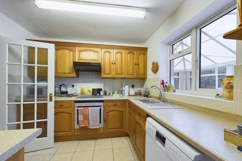 3 Campion Gate, Grange Park, Swindon, SN5 6JN