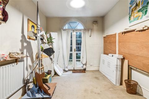 3 bedroom house for sale, Campden Hill Road, London, W8