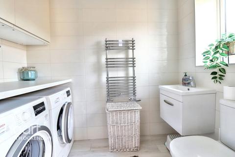 4 Marshfoot Close, Aveley, South Ockendon, RM15 4DW