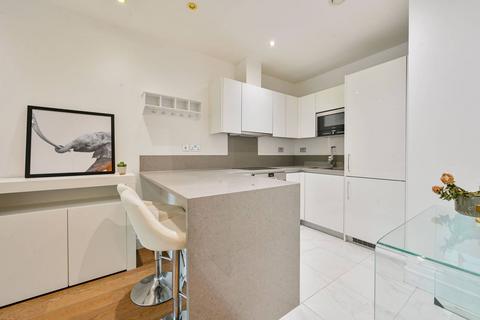 2 bedroom flat for sale, Longfield Avenue, Ealing Broadway, London, W5