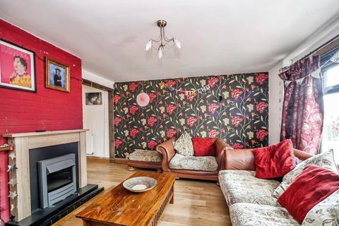 3 bedroom semi-detached house for sale, Spring Road, Bedford MK42