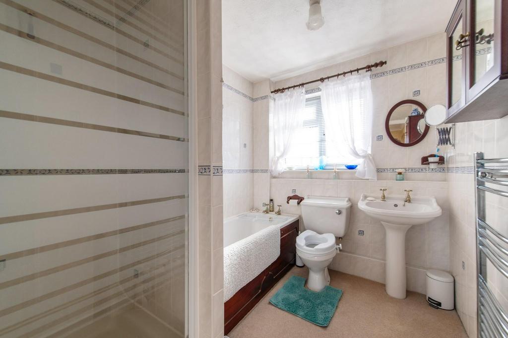 First Floor Bathroom