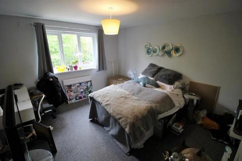 3 bedroom semi-detached house to rent, Montpellier Road, Nottingham NG7