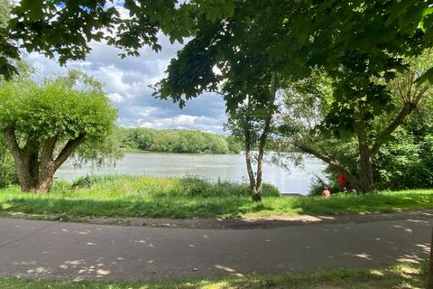 1 bedroom flat for sale, GOLDSWORTH PARK, WOKING
