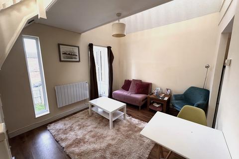 1 bedroom flat for sale, GOLDSWORTH PARK, WOKING