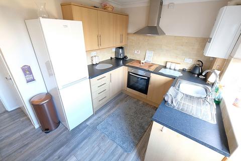 2 bedroom terraced house to rent, Weavers Rise, Dudley DY2