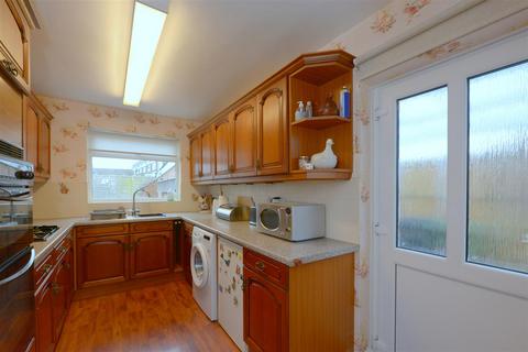 3 bedroom semi-detached house for sale, Rosedale, Sundorne, Shrewsbury