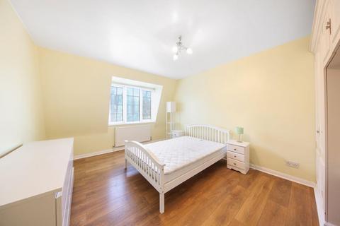 3 bedroom apartment to rent, Herga Court, Harrow On The Hill , HA1