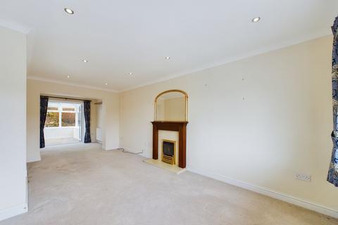 7 Hillview, Gilwern, Abergavenny, NP7 0BG