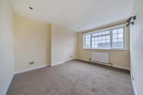 3 bedroom semi-detached house for sale, Pennine Avenue, Luton, Bedfordshire