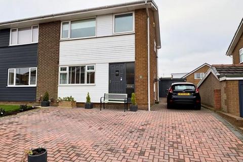 3 bedroom semi-detached house for sale, Moorside Gardens, Drighlington, Bradford