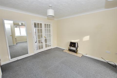 2 bedroom end of terrace house for sale, Grice Close, Sheringham