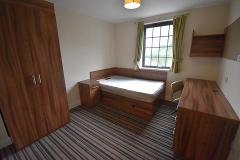 6 bedroom flat to rent, Old Warwick Road, Leamington Spa, CV31