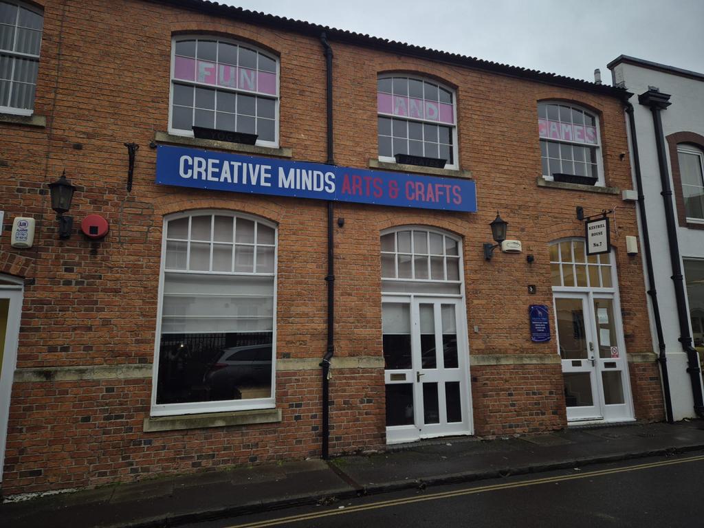 Unit 5 Mill Street, BA14 8 BE