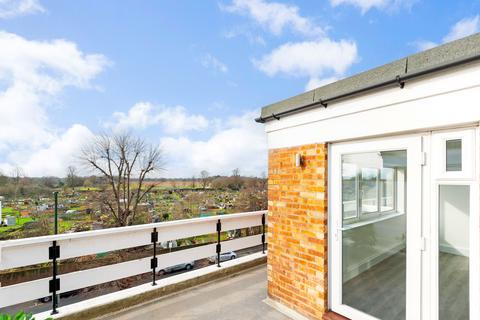 1 bedroom penthouse for sale, Heron House, Church Grove, Hampton Wick, Kingston upon Thames KT1