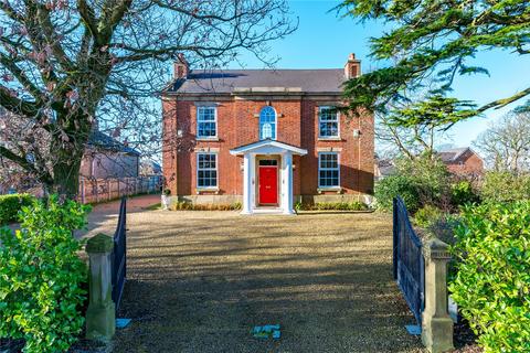 4 bedroom detached house for sale, Garstang Road, Preston PR3