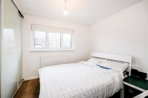 27 Torbitt Way, Ilford, IG2 7TA