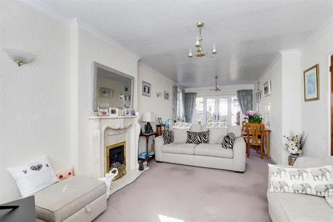 3 bedroom detached house for sale, Homefield Avenue, Arnold NG5