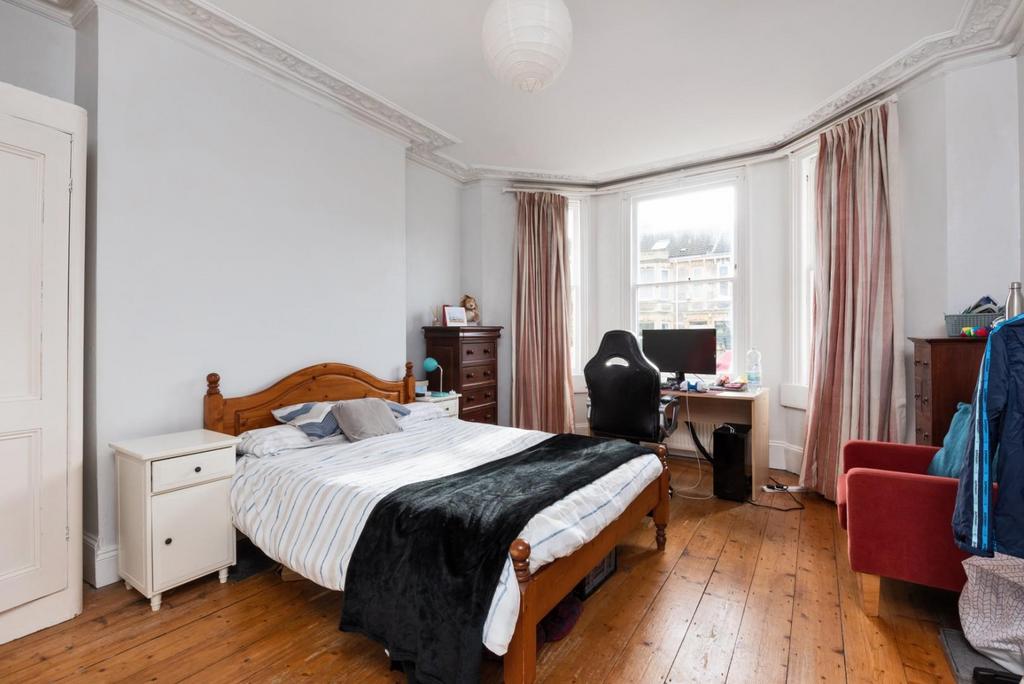 9 Pulteney Gardens, Bath, BA2 4 HG-3.jpg