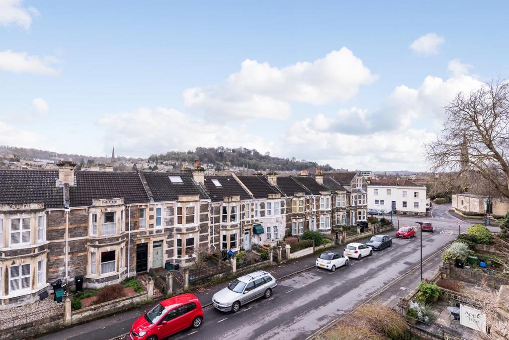 9 Pulteney Gardens, Bath, BA2 4 HG-10.jpg