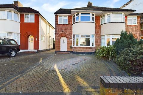 4 bedroom semi-detached house for sale, Ferncroft Avenue, Ruislip HA4