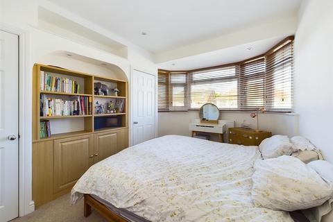 35 Ferncroft Avenue, Ruislip, HA4 9JE