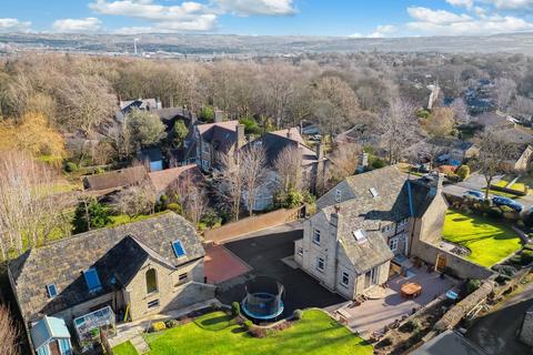 Talbot Avenue, Huddersfield, HD3