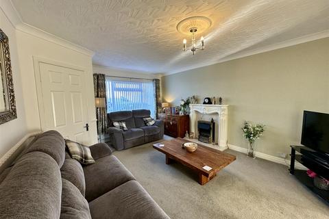 125 Longfield Road, Darlington, DL3 0HS